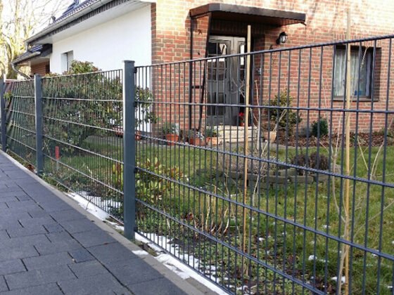 Double Wire Fence: Secure & Durable Fencing System | BMP