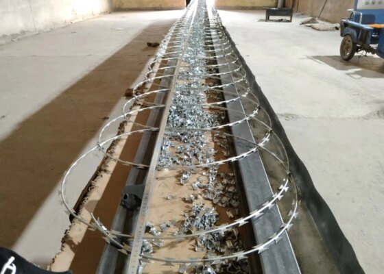 BTO-30 Razor Wire